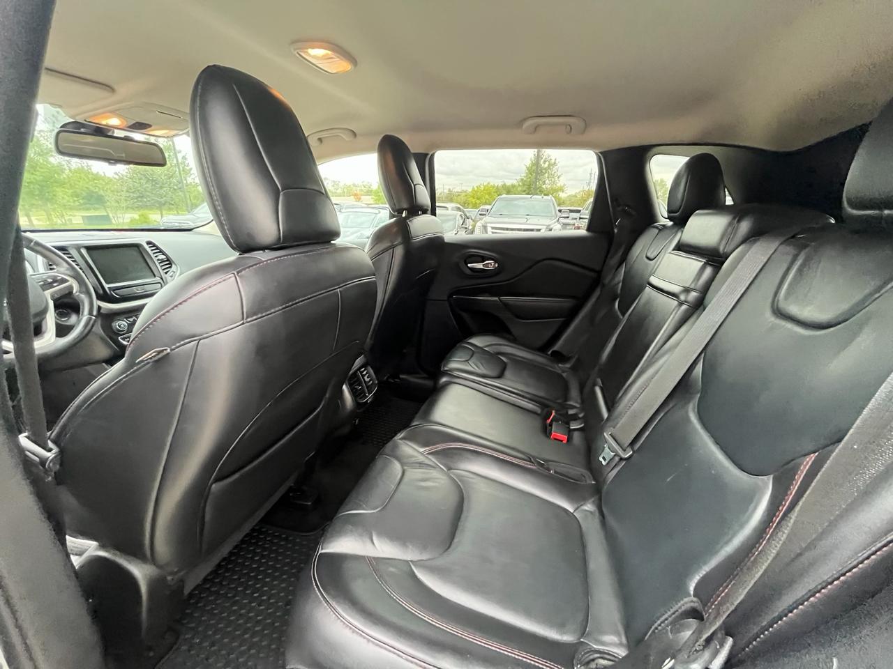 Jeep Cherokee 4WD 4dr Trailhawk 2016