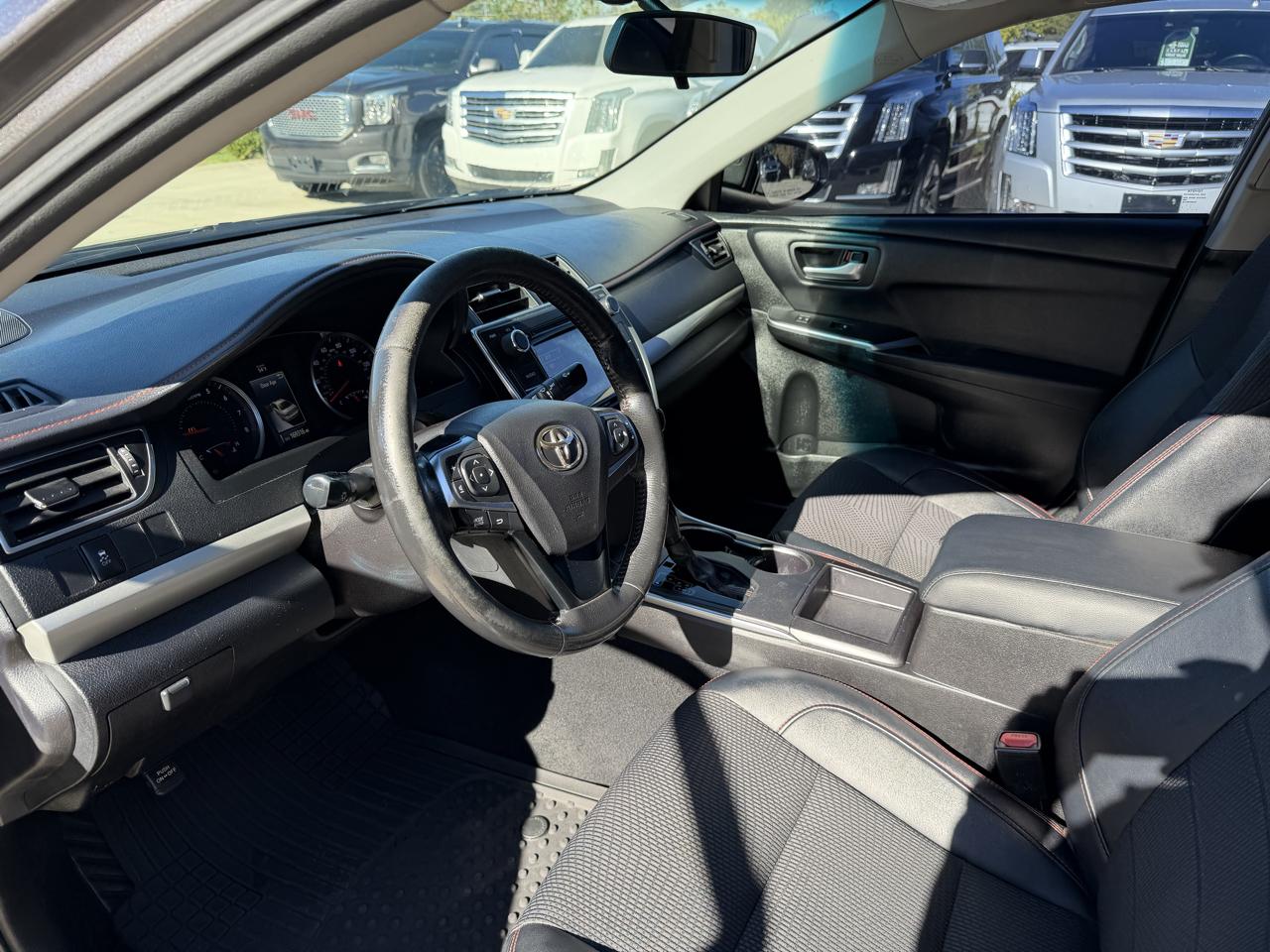Toyota Camry  2017
