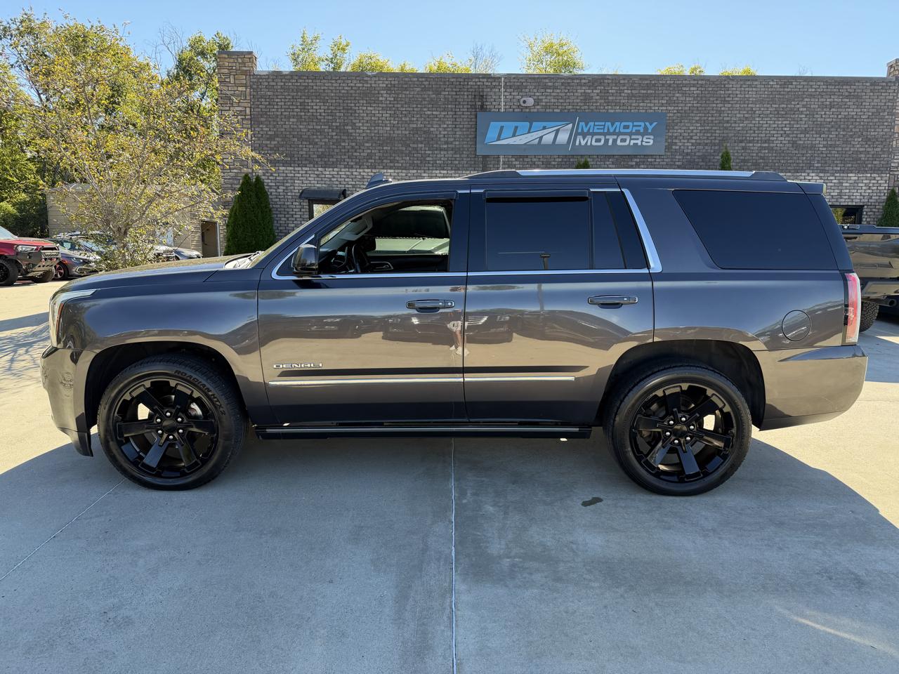 GMC Yukon 4WD 4dr Denali 2017
