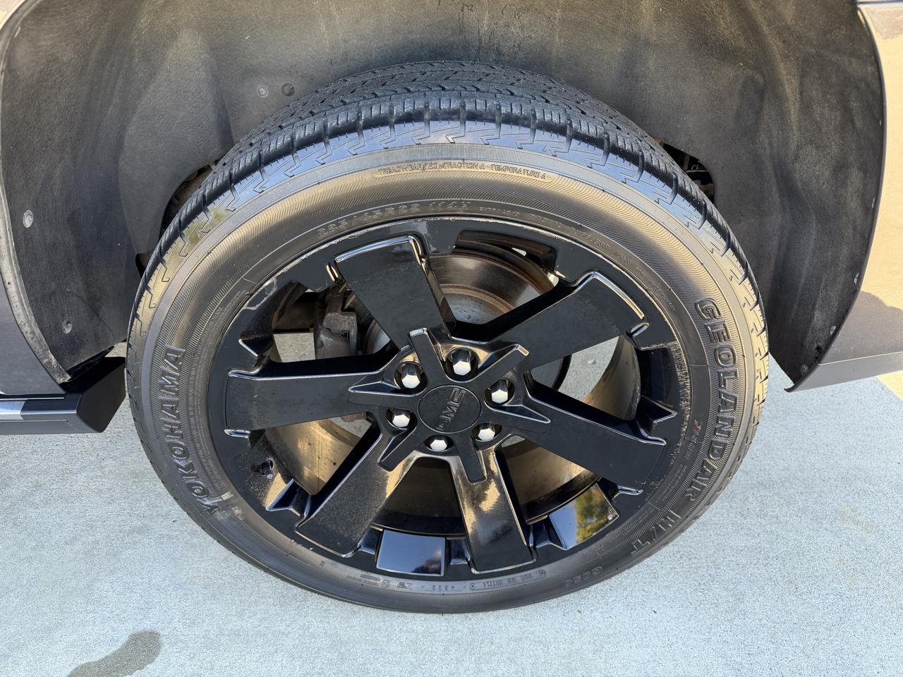 GMC Yukon 4WD 4dr Denali 2017