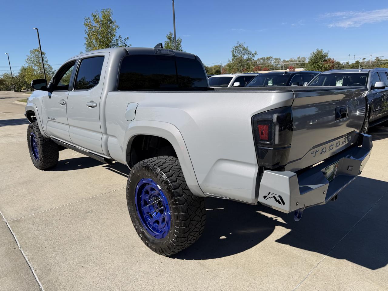 Toyota Tacoma 4WD TRD Off Road Double Cab 6' Bed V6 AT (Natl) 2021