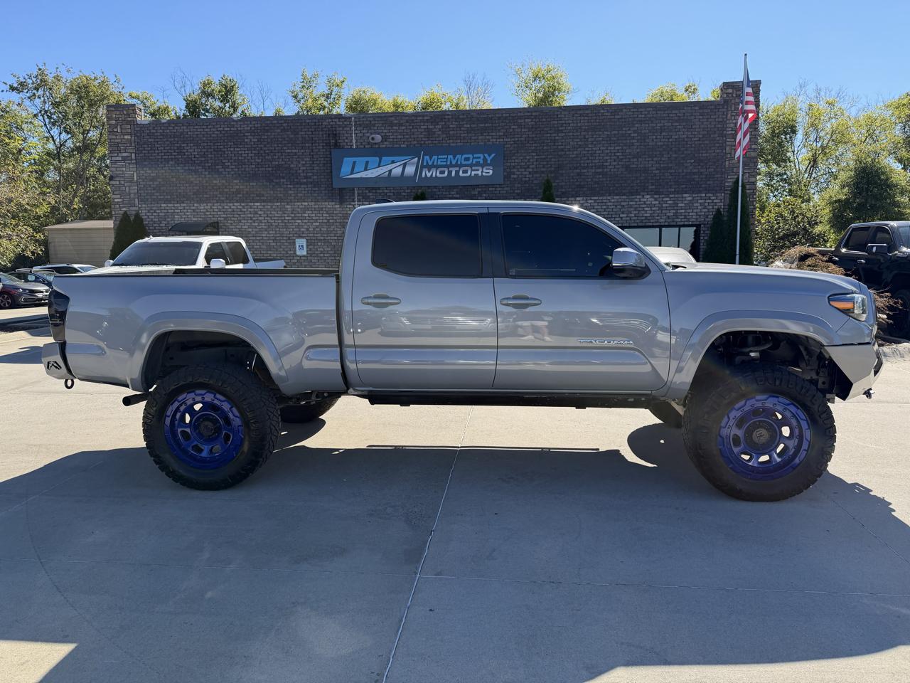 Toyota Tacoma 4WD TRD Off Road Double Cab 6' Bed V6 AT (Natl) 2021