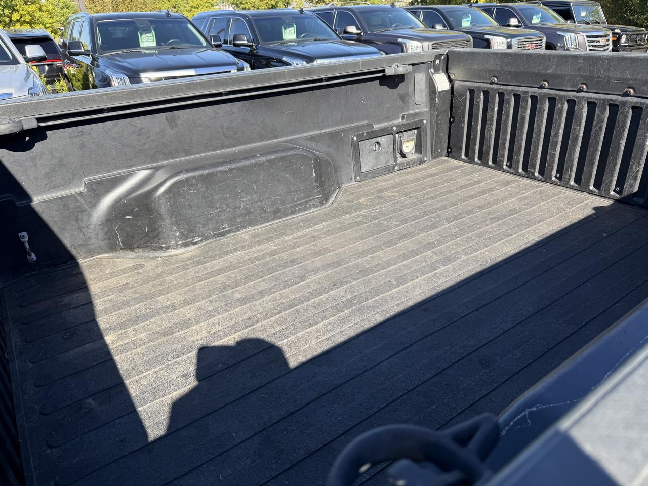 Toyota Tacoma 4WD TRD Off Road Double Cab 6' Bed V6 AT (Natl) 2021