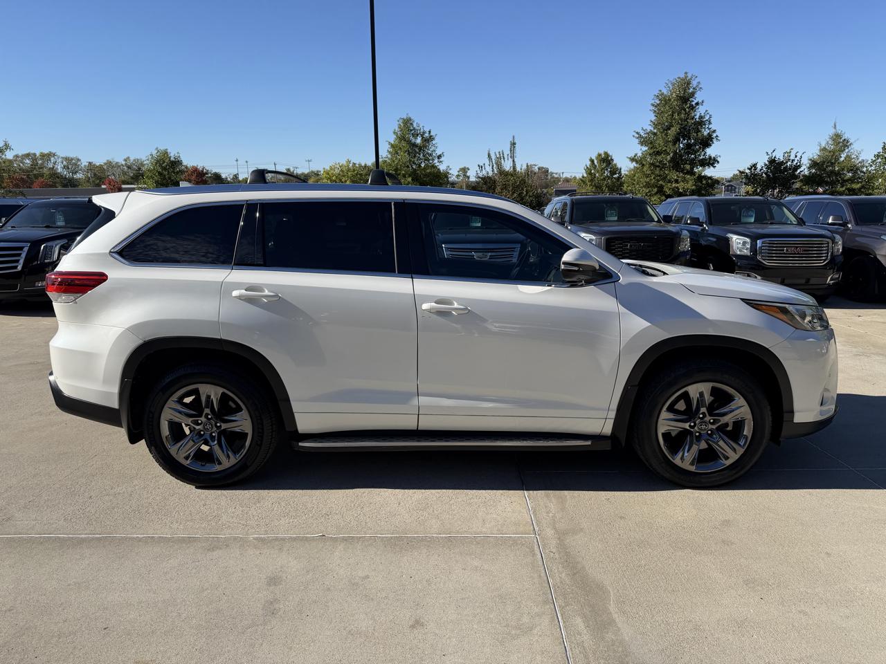 Toyota Highlander  2017