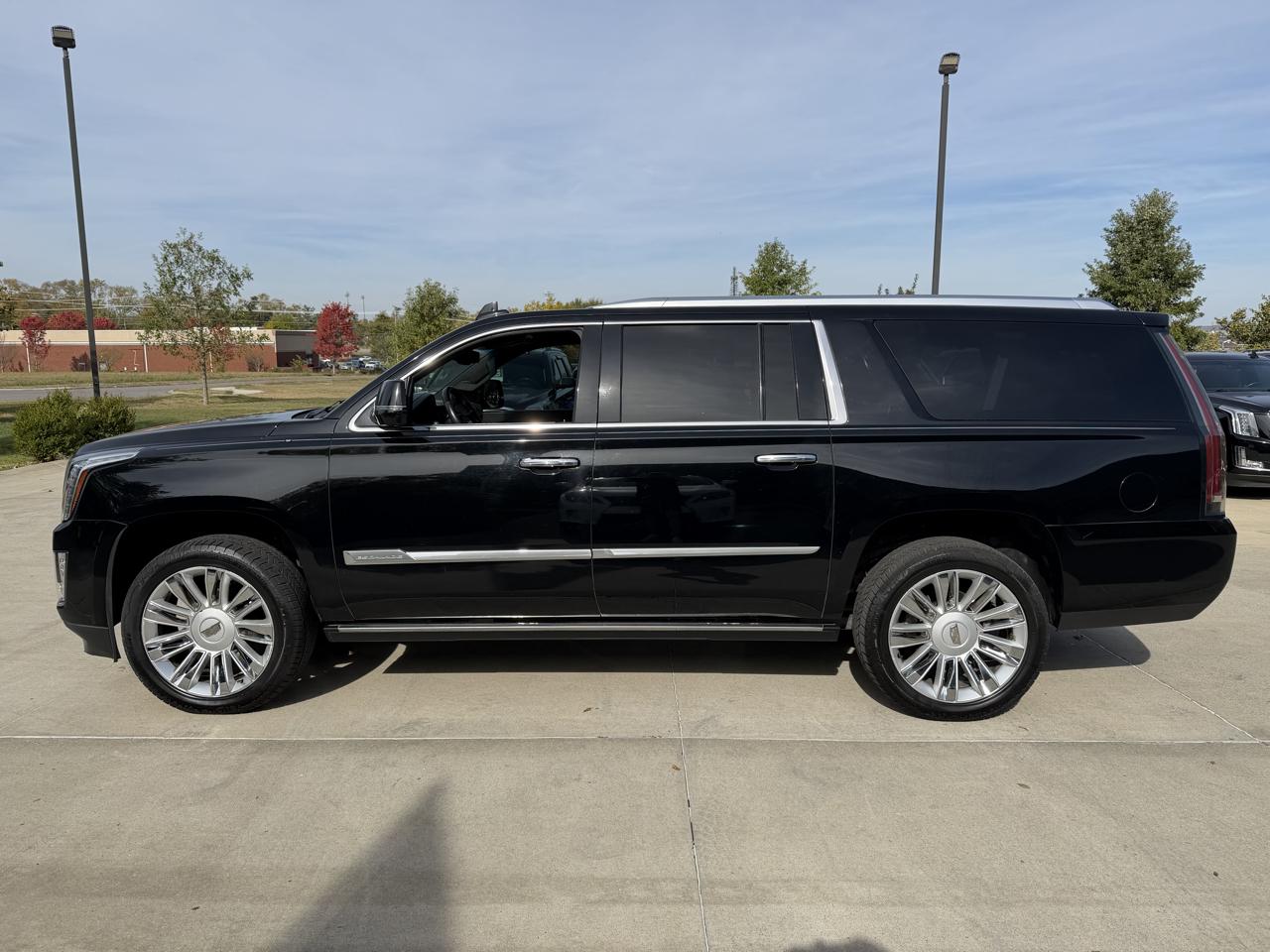 Cadillac Escalade ESV 4WD 4dr Platinum 2015