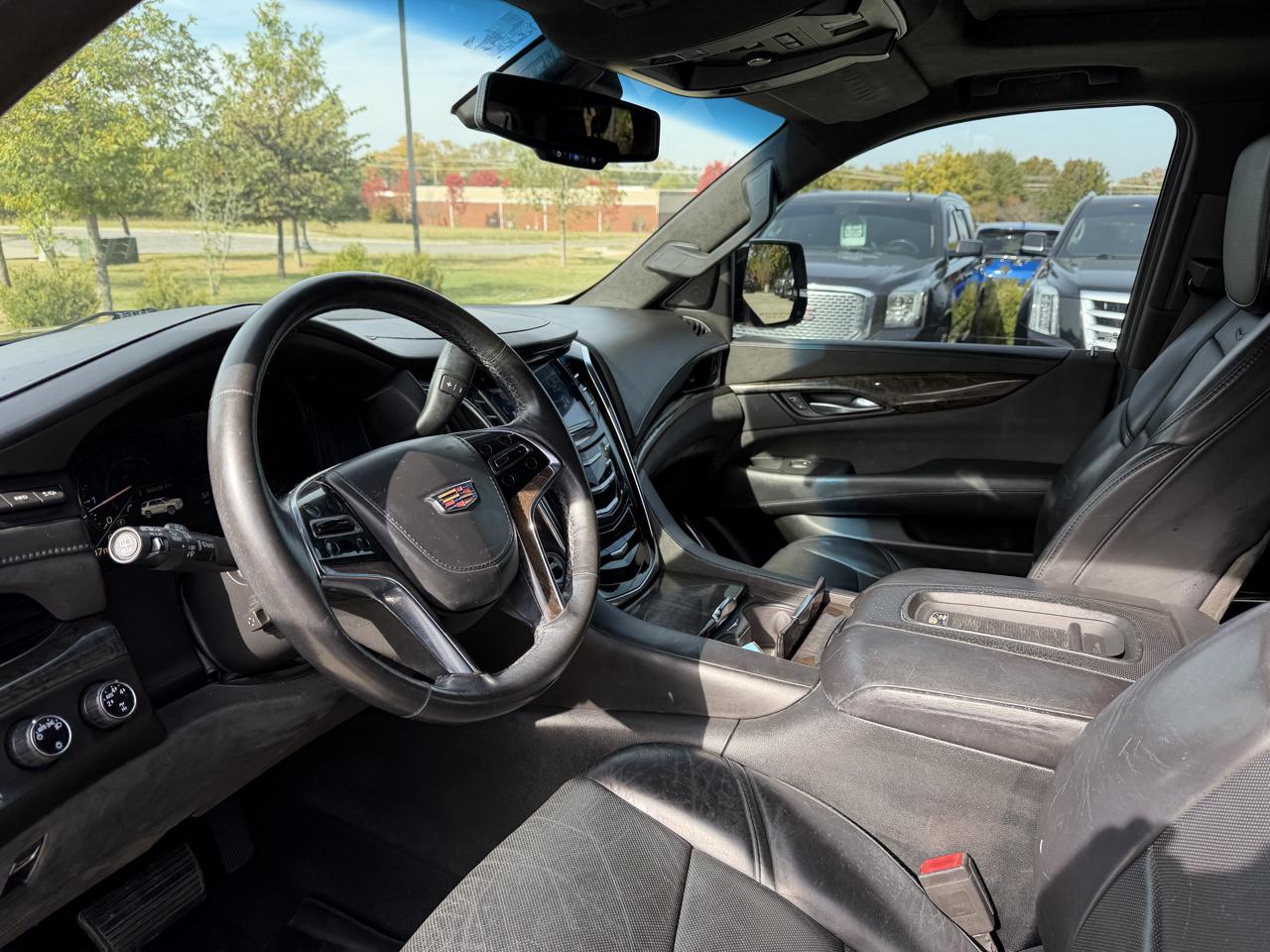 Cadillac Escalade ESV 4WD 4dr Platinum 2015