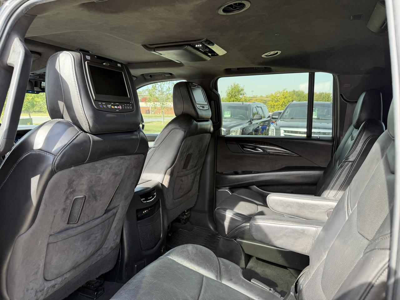 Cadillac Escalade ESV 4WD 4dr Platinum 2015