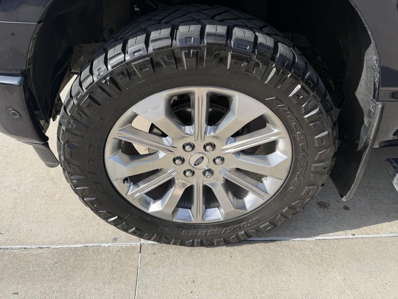 Ford F-150 Limited 4WD SuperCrew 5.5' Box 2022