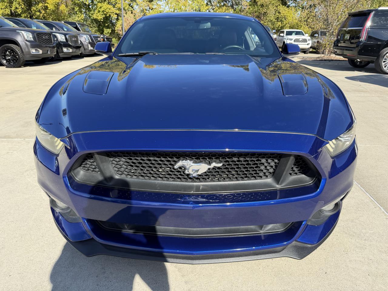 Ford Mustang GT Premium Coupe 2016