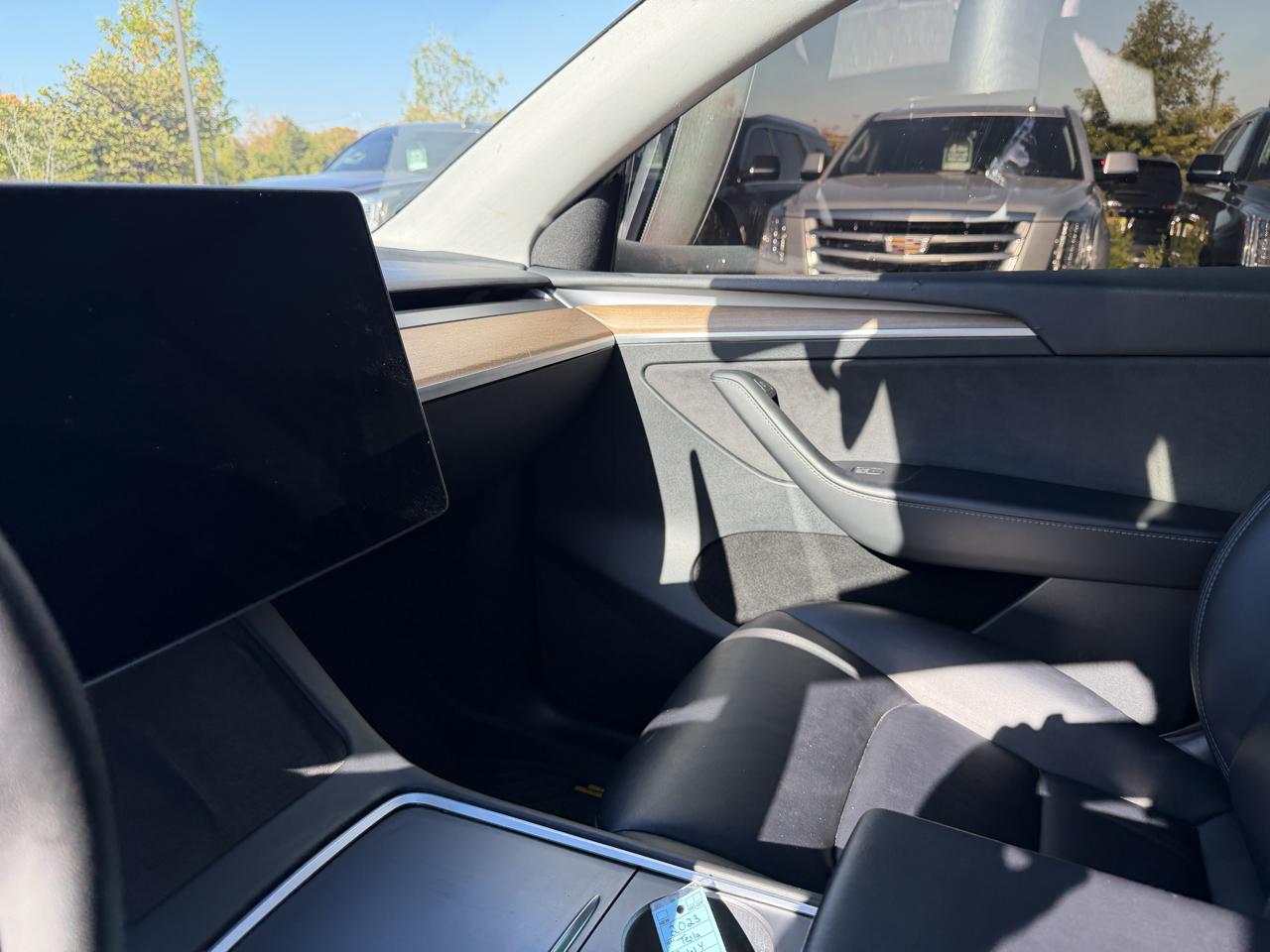 Tesla Model Y Long Range AWD 2023