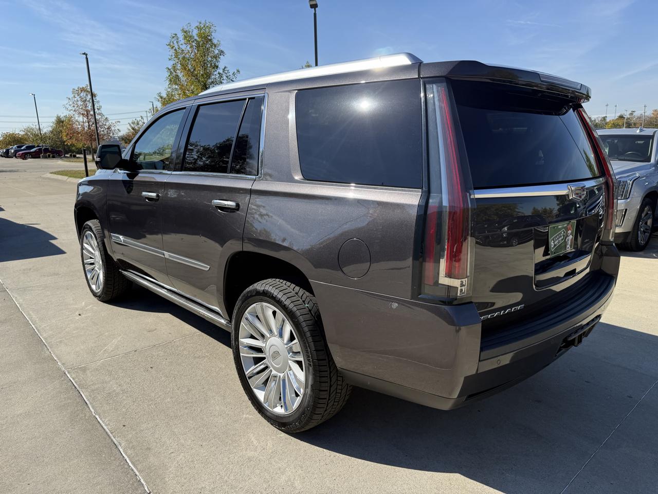 Cadillac Escalade 4WD 4dr Platinum 2016