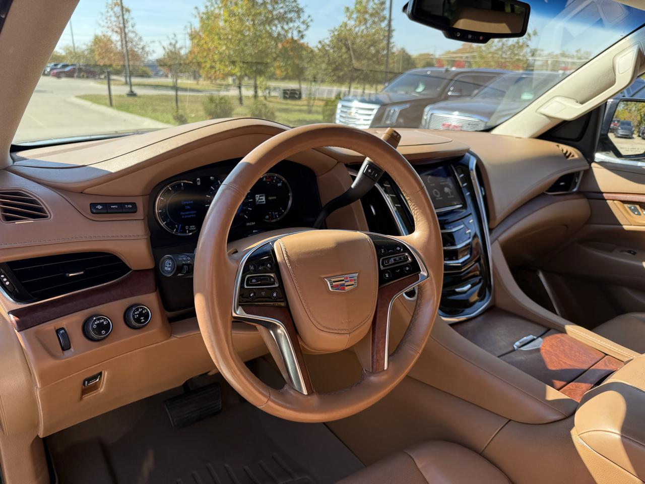 Cadillac Escalade 4WD 4dr Platinum 2016