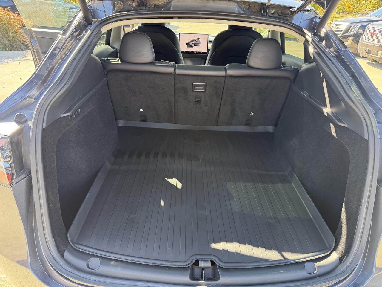 Tesla Model Y Long Range AWD 2023