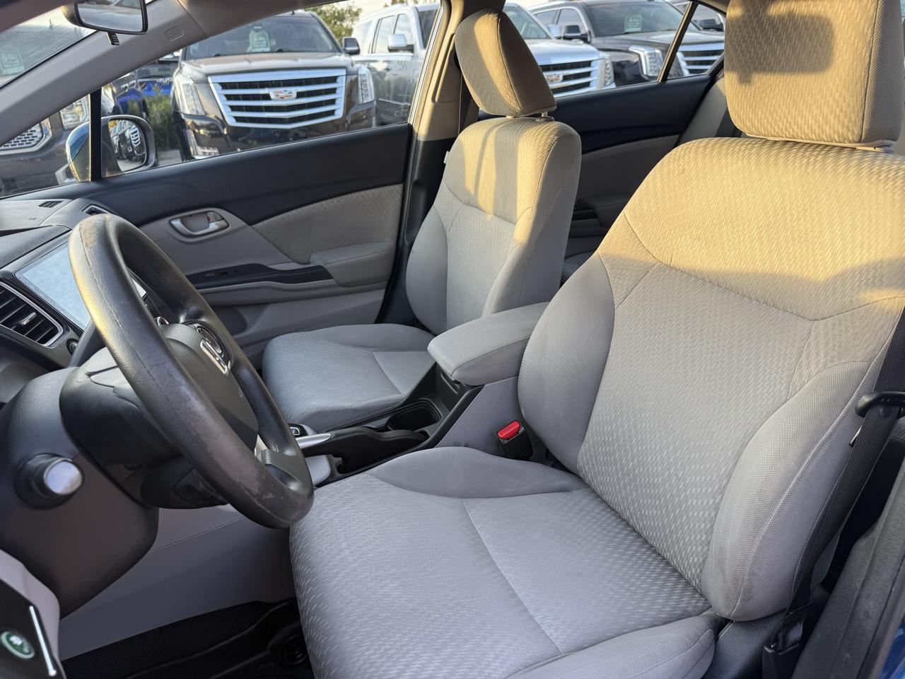 Honda Civic Sedan 4dr CVT LX 2015
