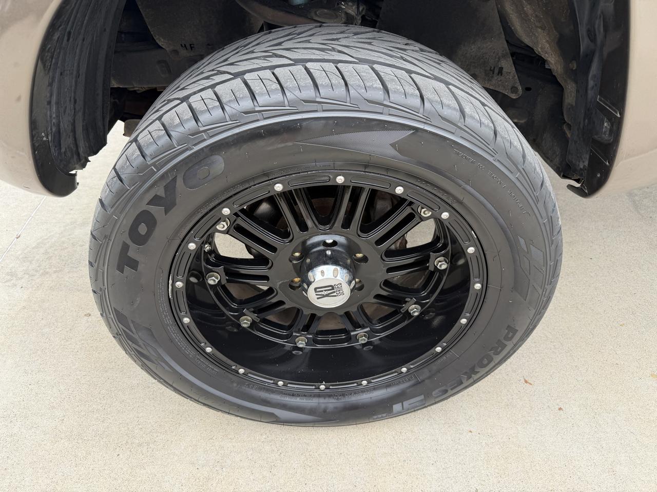 Toyota Tacoma  2011