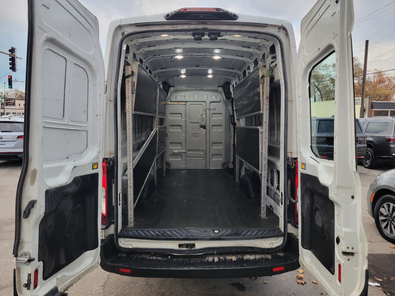 2020 Ford Transit Cargo Van photo 3