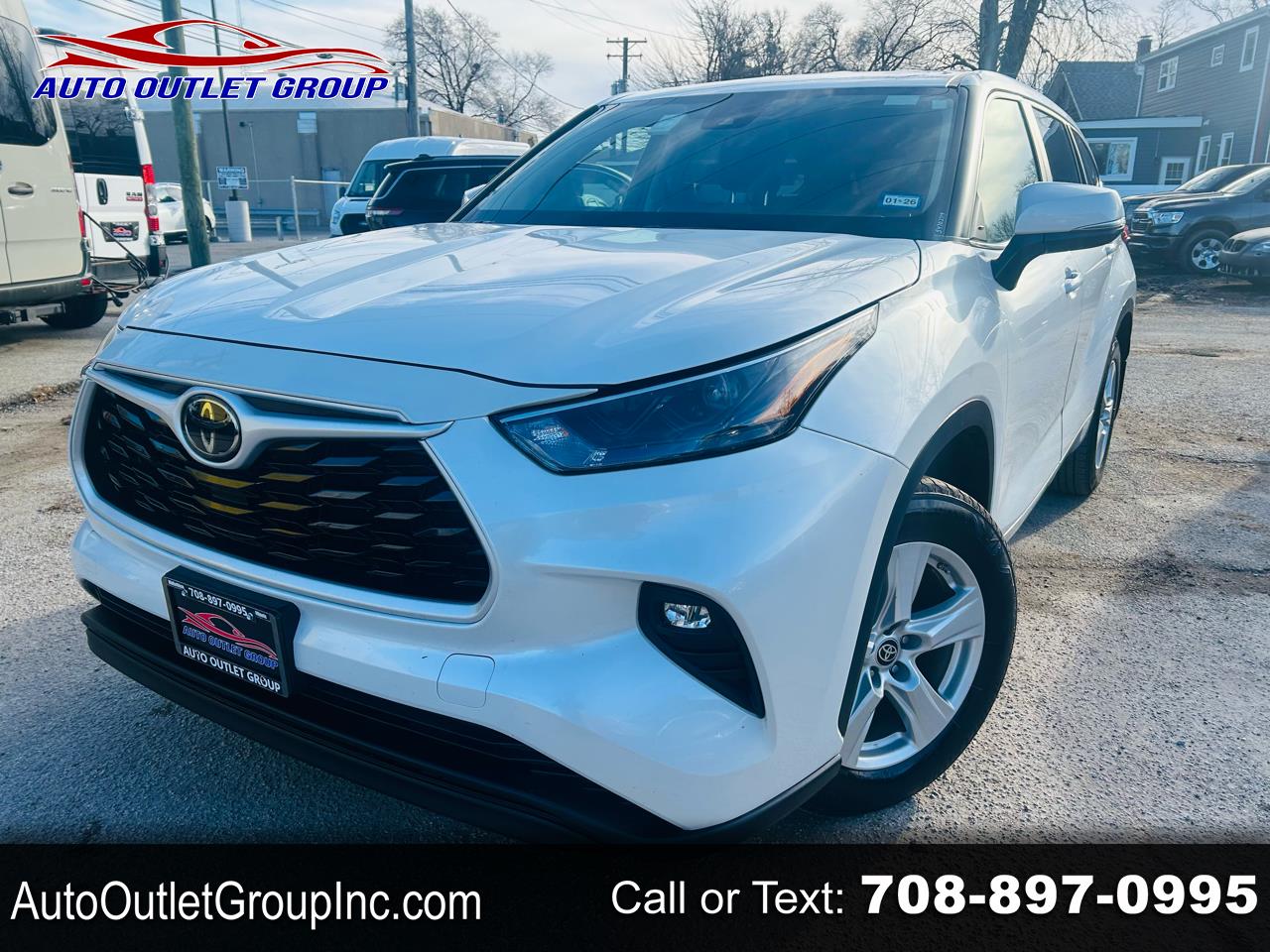 2024 Toyota Highlander Platinum's photo