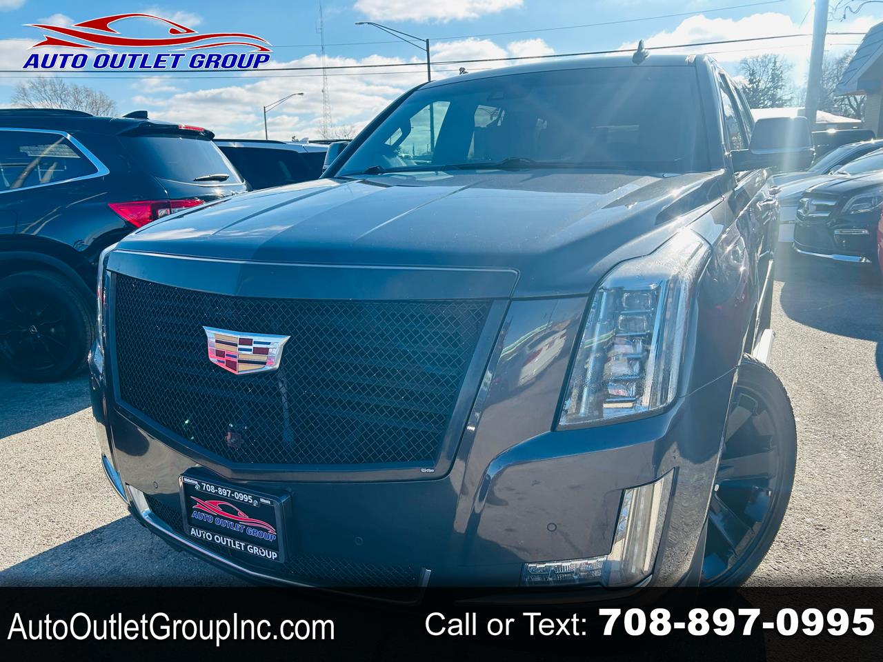 2016 Cadillac Escalade Platinum's photo