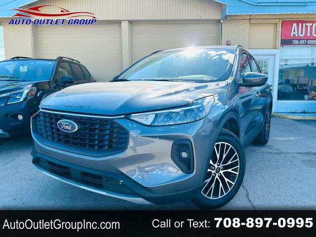 Gray 2025 Ford Escape Hybrid Plug-in SUV / Crossover Front-Wheel Drive Continuously Variable Transmission