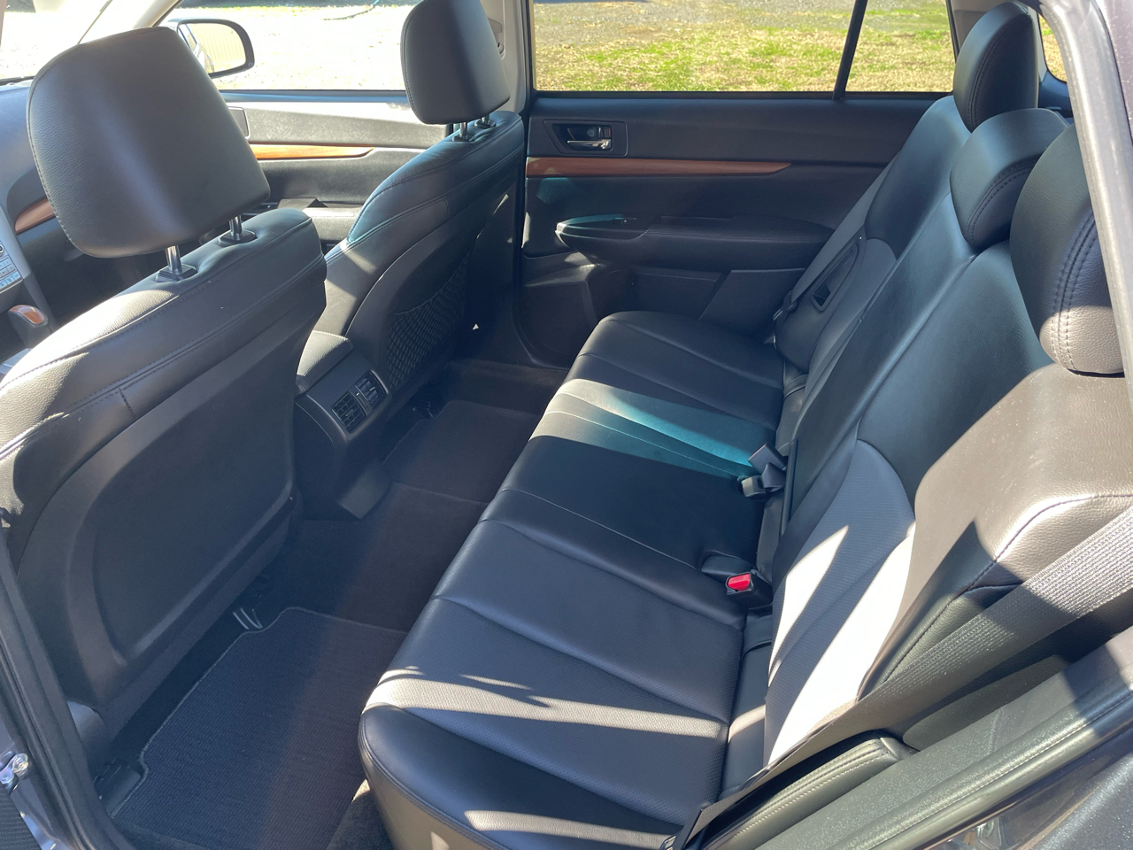 Subaru Outback 2.5i Limited 2014