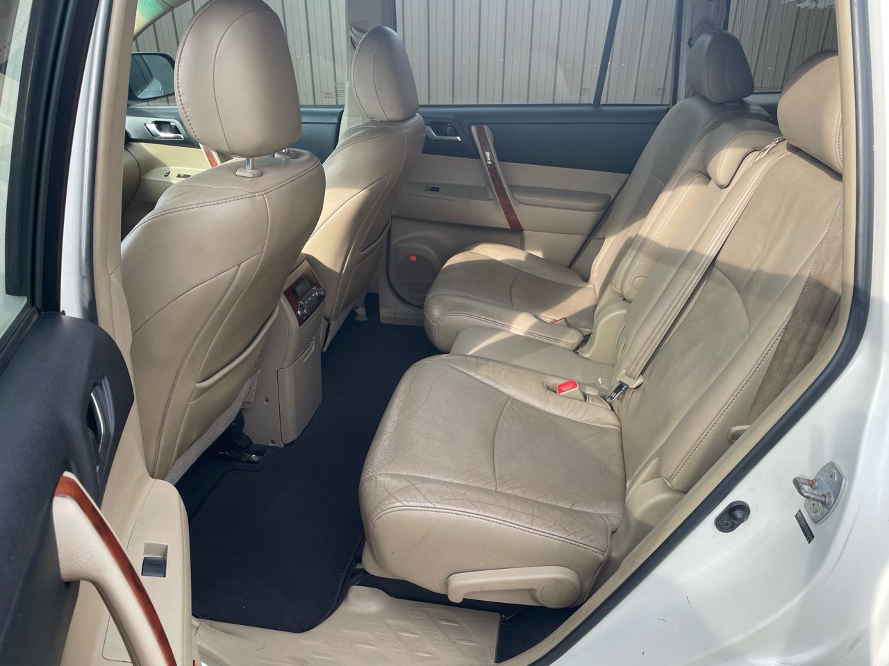 Toyota Highlander Limited 2WD 2013