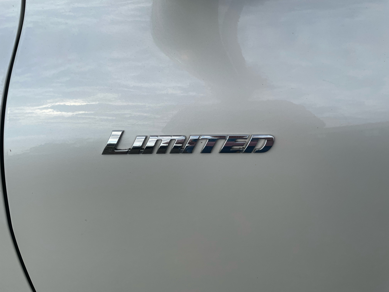 Toyota Highlander Limited 2WD 2013