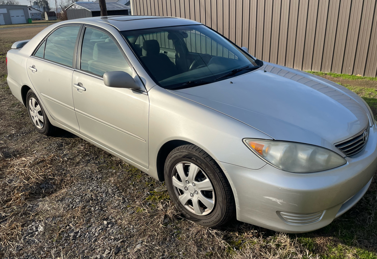 Toyota Camry LE 2005