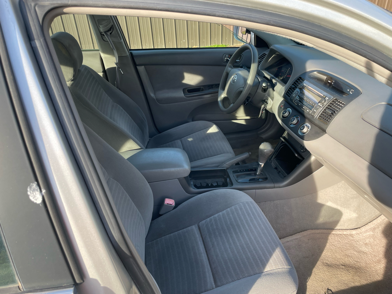 Toyota Camry LE 2005