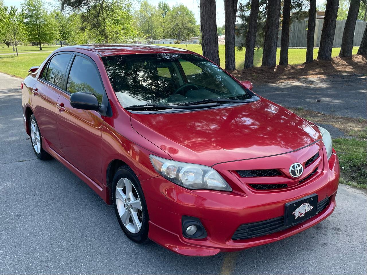 Toyota Corolla S 5-Speed MT 2013