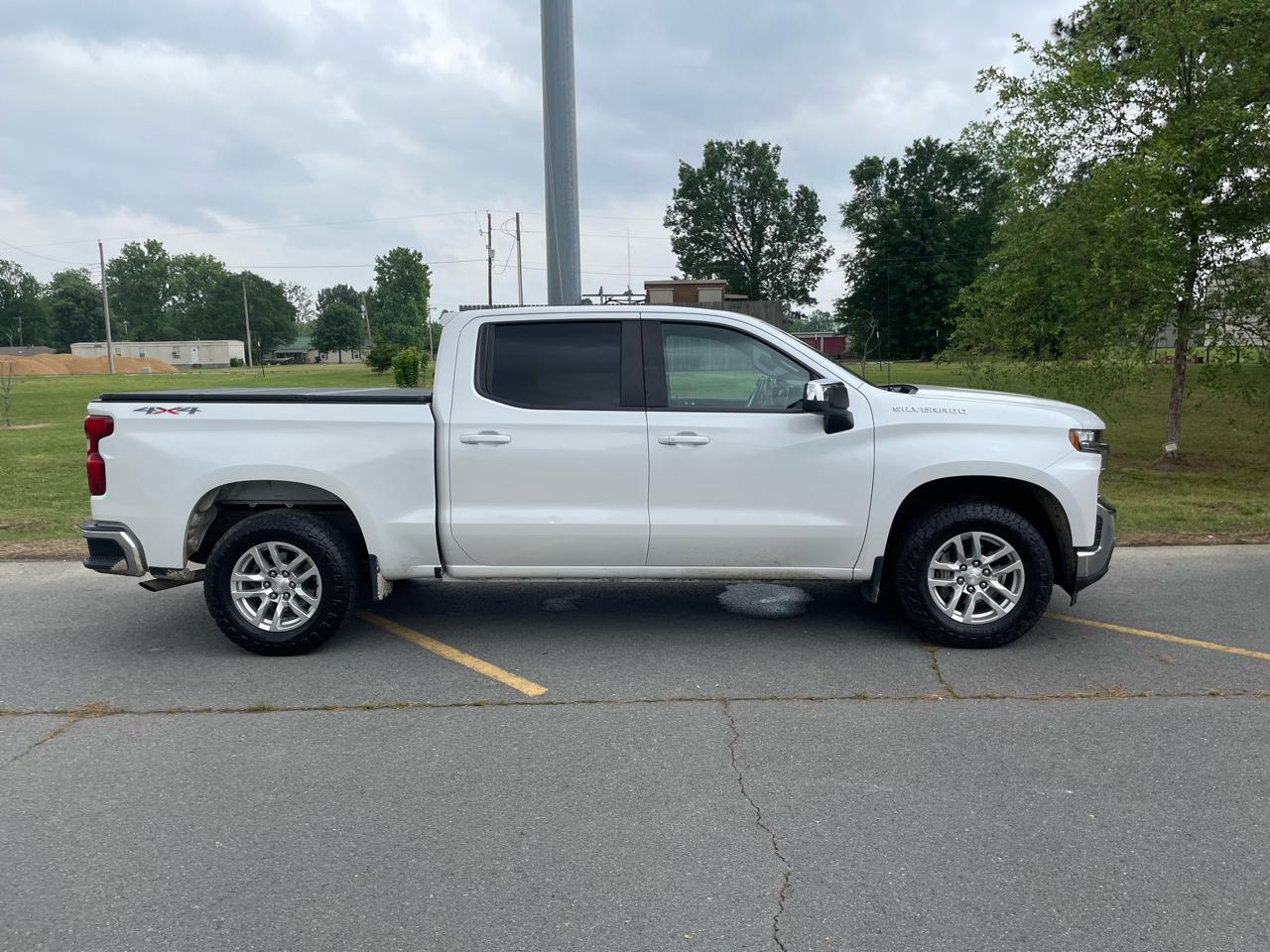 Chevrolet Silverado 1500 4WD Crew Cab 143.5" LT 2020