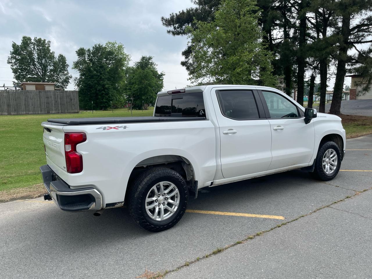 Chevrolet Silverado 1500 4WD Crew Cab 143.5" LT 2020