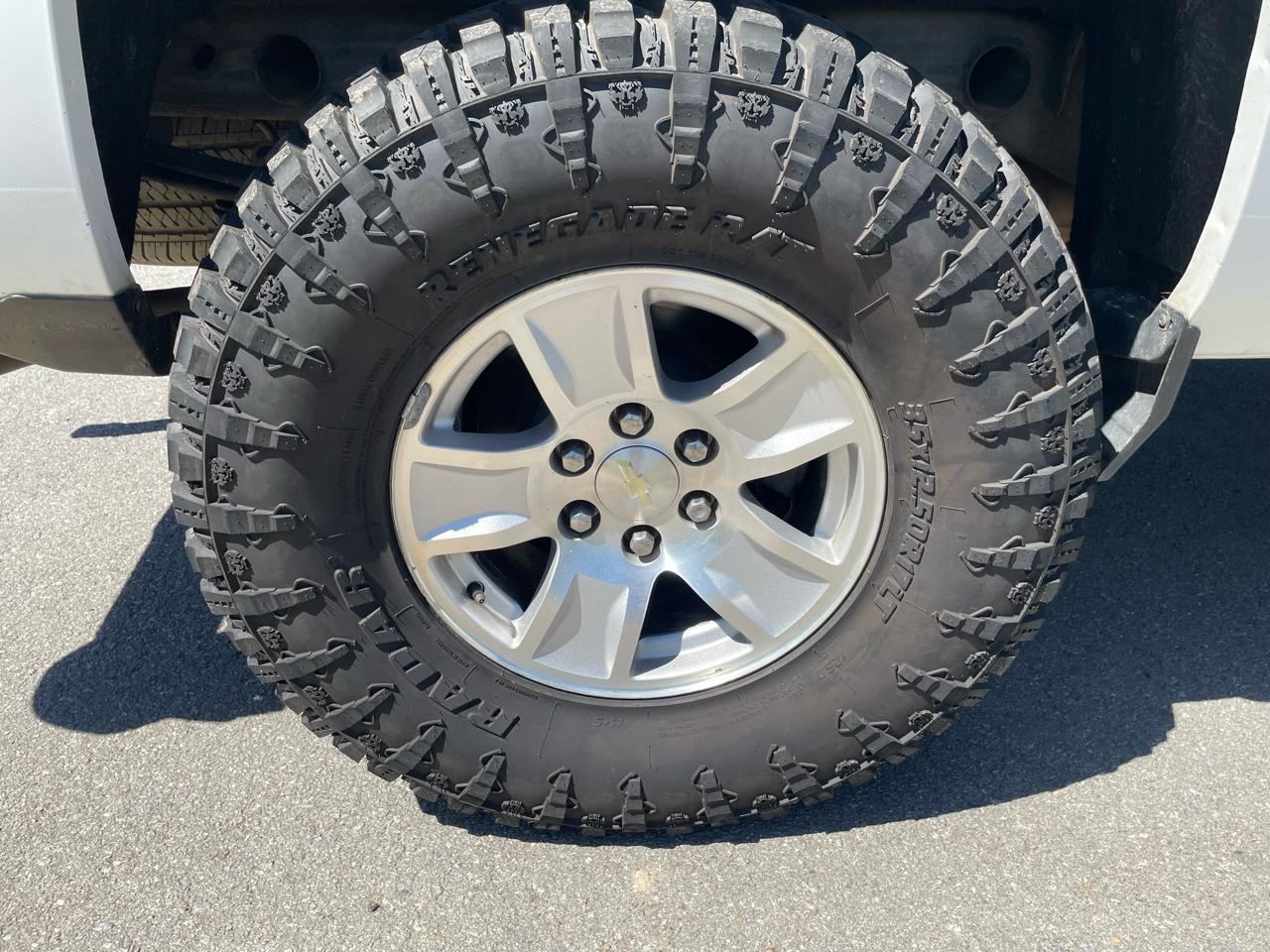 Chevrolet Silverado 1500 1LT Crew Cab 4WD 2018