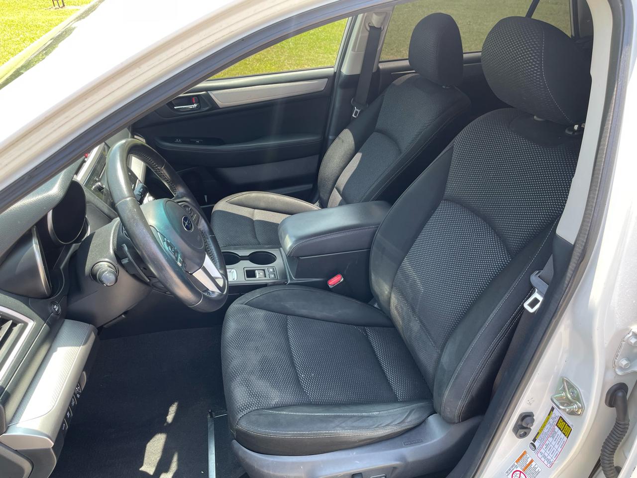 Subaru Outback 2.5i Premium 2015