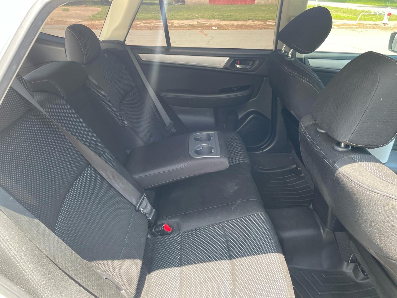 Subaru Outback 2.5i Premium 2015