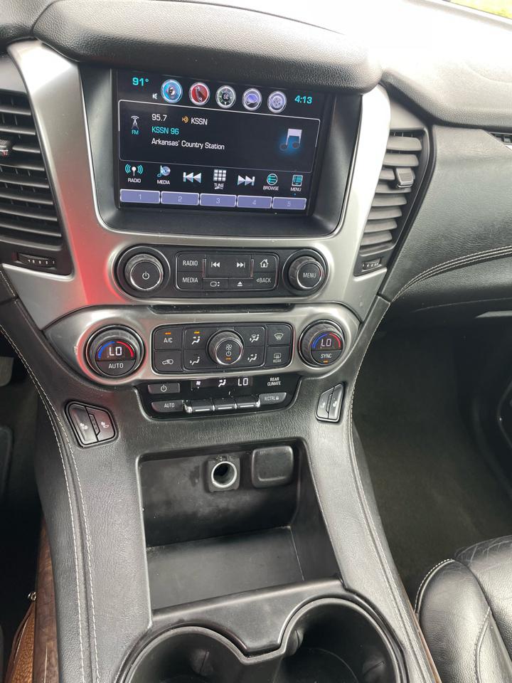 Chevrolet Suburban 1500 4WD LT 2017