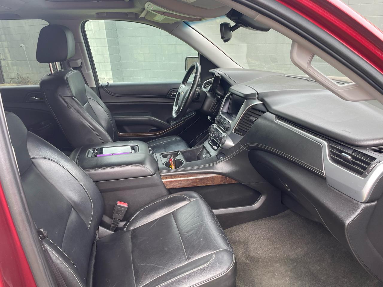 Chevrolet Suburban 1500 4WD LT 2017
