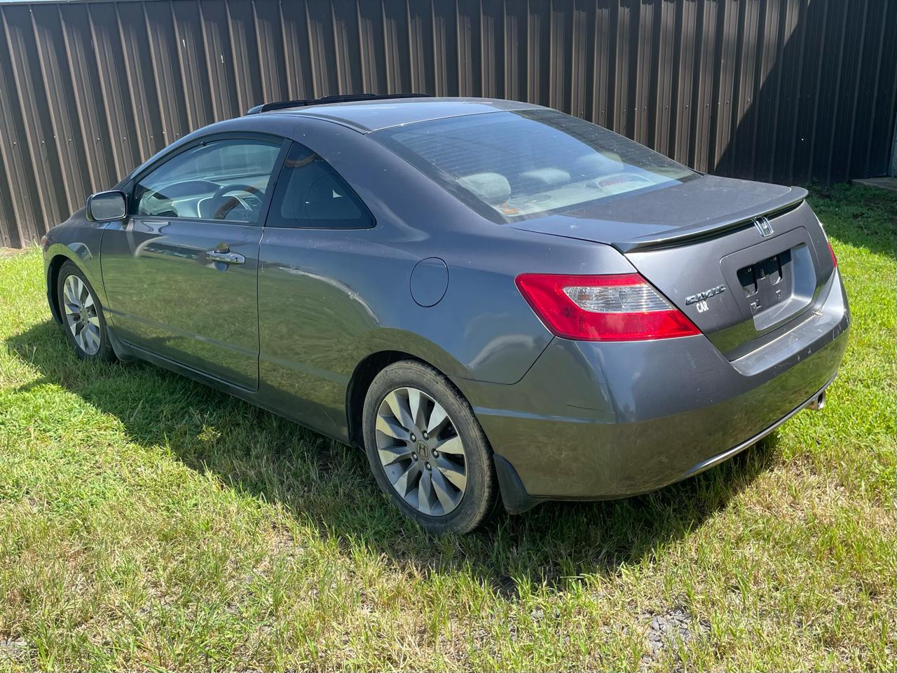 Honda Civic EX Coupe 5-Speed AT 2011