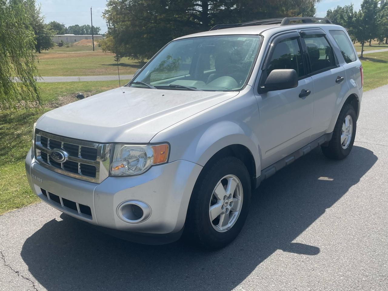 Ford Escape XLS FWD 2012
