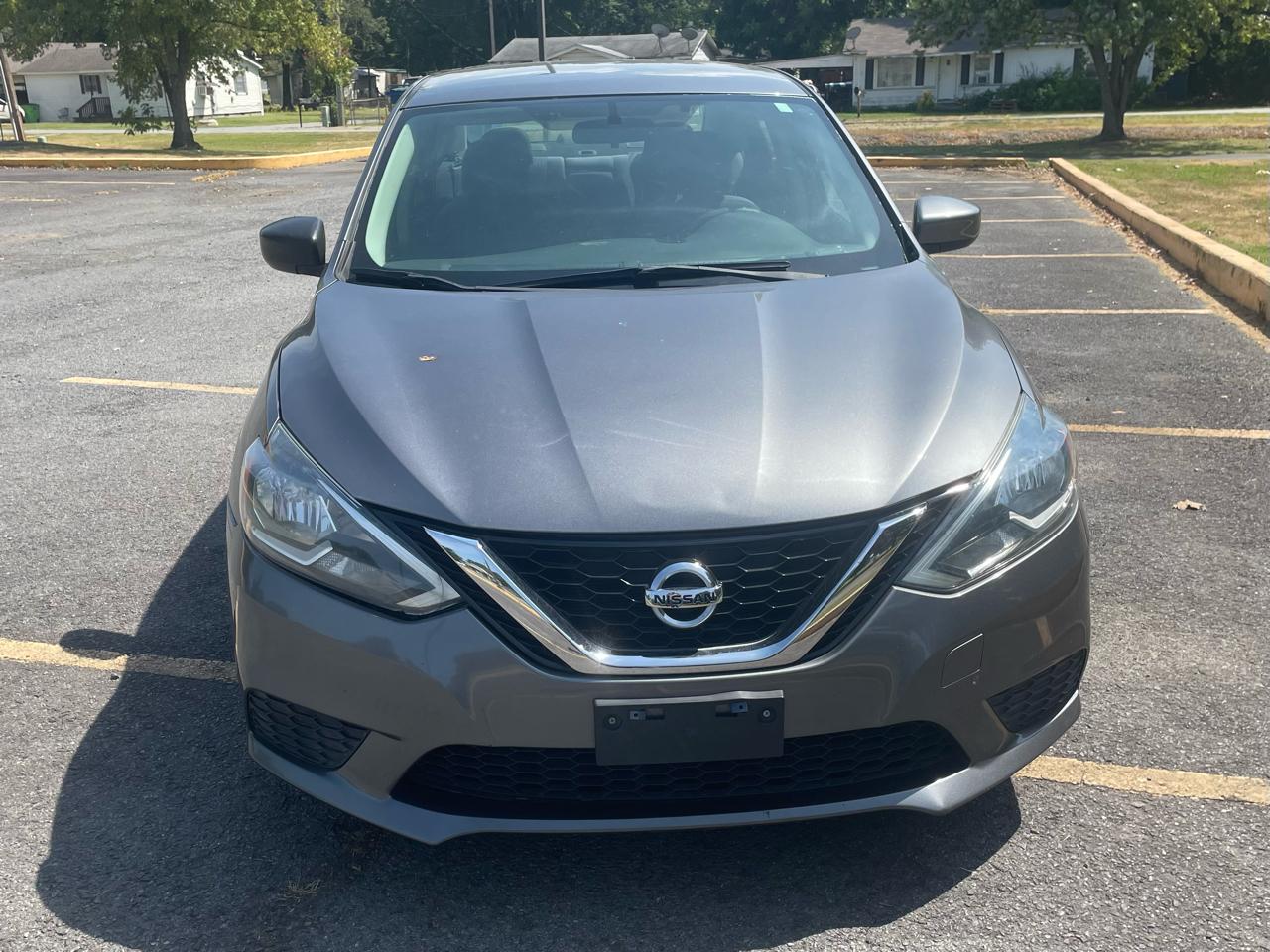 Nissan Sentra S 6MT 2017