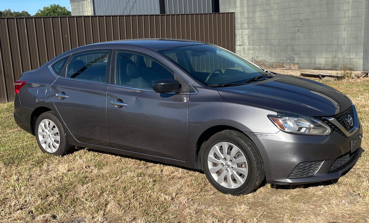 Nissan Sentra S 6MT 2017