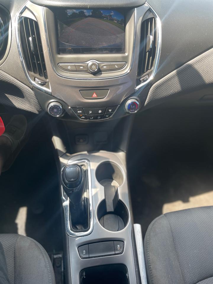 Chevrolet Cruze LT Hatchback 2019