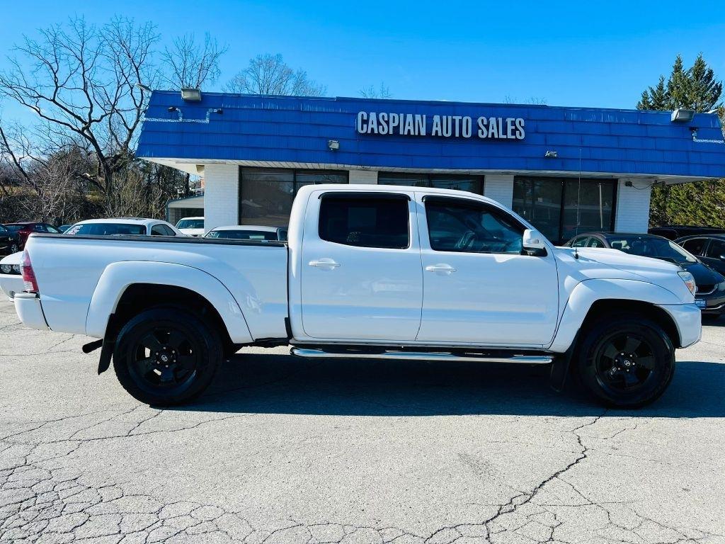 Toyota Tacoma  2015