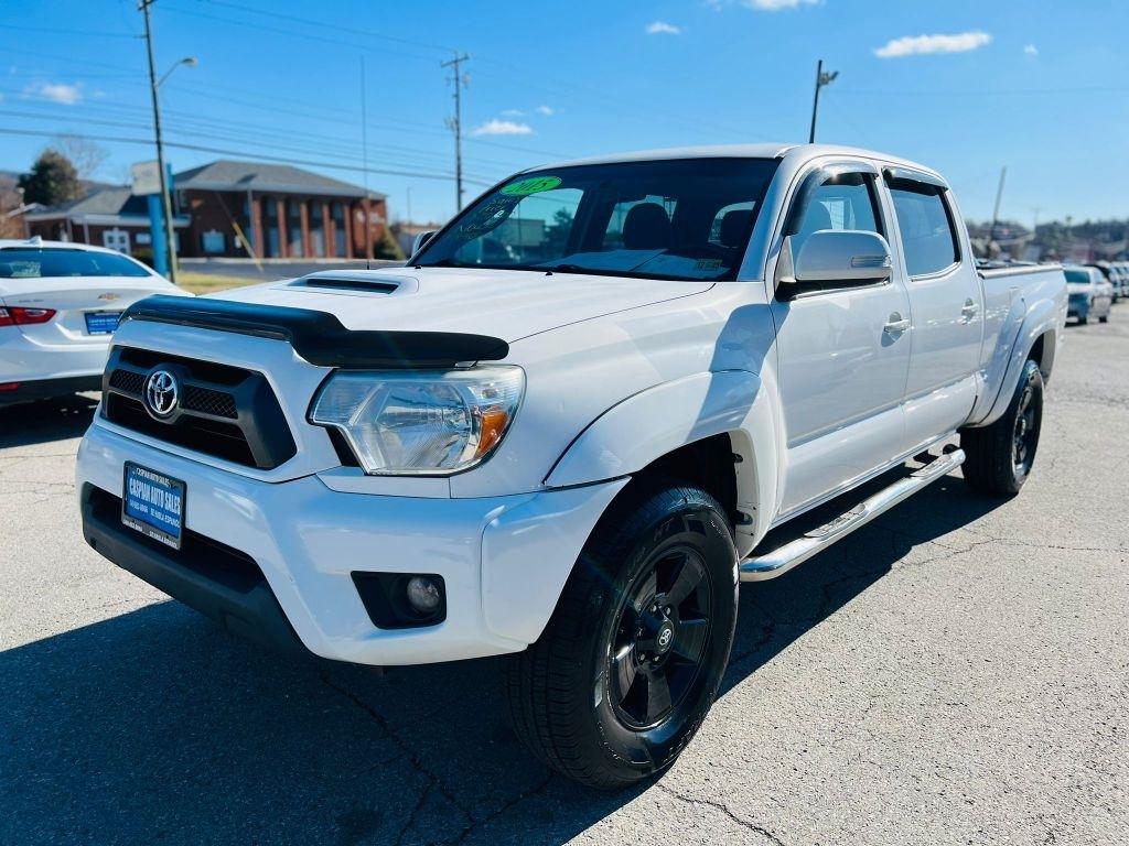 Toyota Tacoma  2015