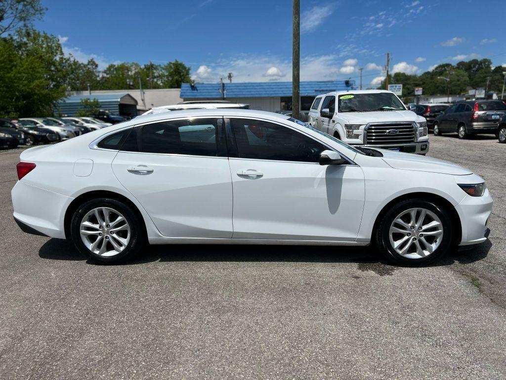 Chevrolet Malibu  2016