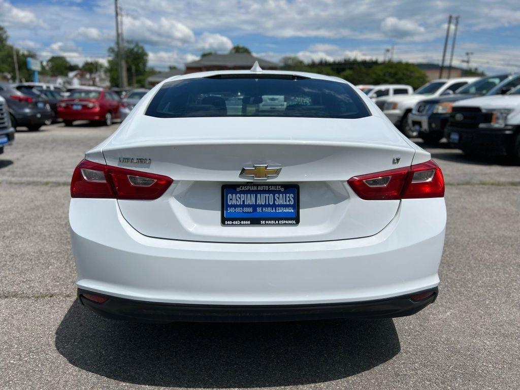Chevrolet Malibu  2016