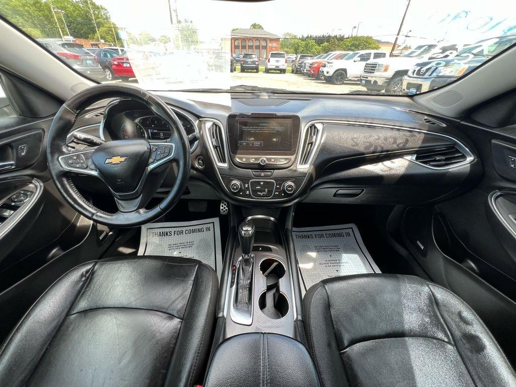 Chevrolet Malibu  2016