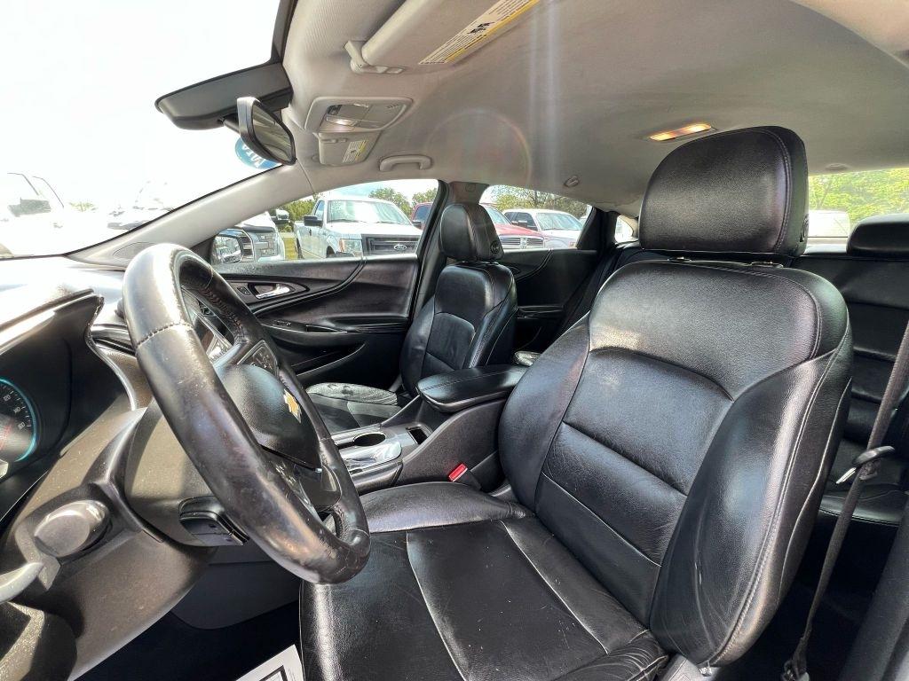 Chevrolet Malibu  2016