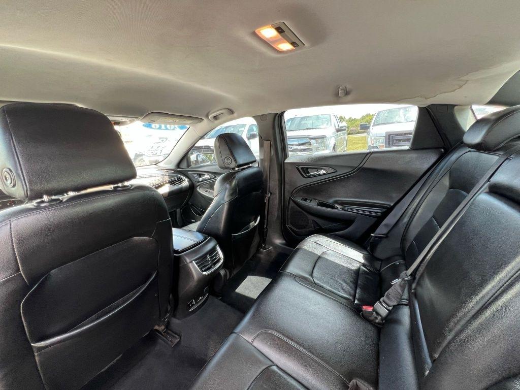 Chevrolet Malibu  2016