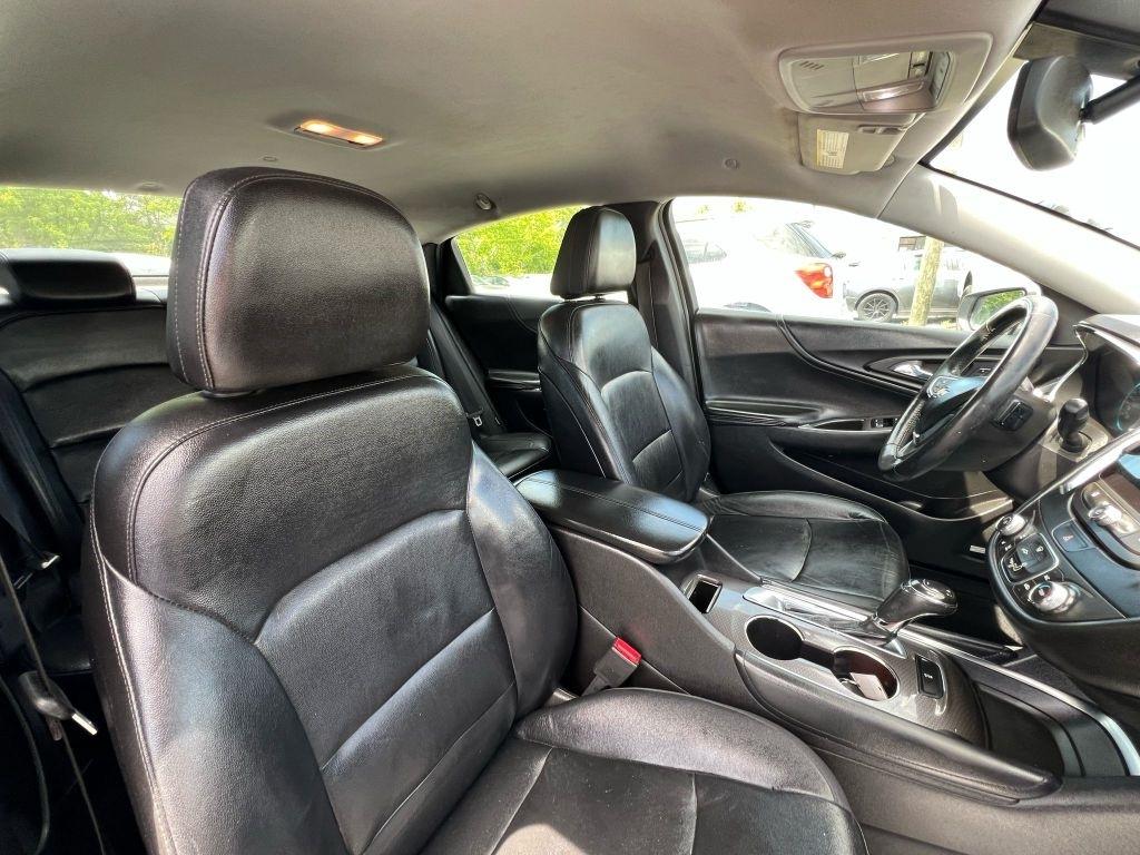 Chevrolet Malibu  2016