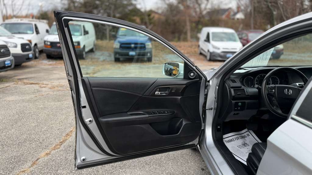 Honda Accord Sdn  2013